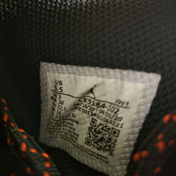 Nike - Air Jordan Zoom ‘92 White Black Siren Red Basketball Sz 5.5 - Picture 11 of 11